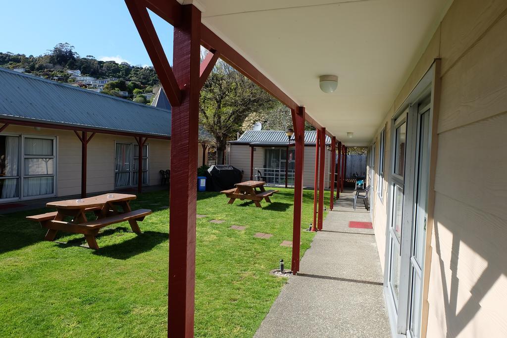 Castles Motel & Driftwood Motel Nelson Room photo