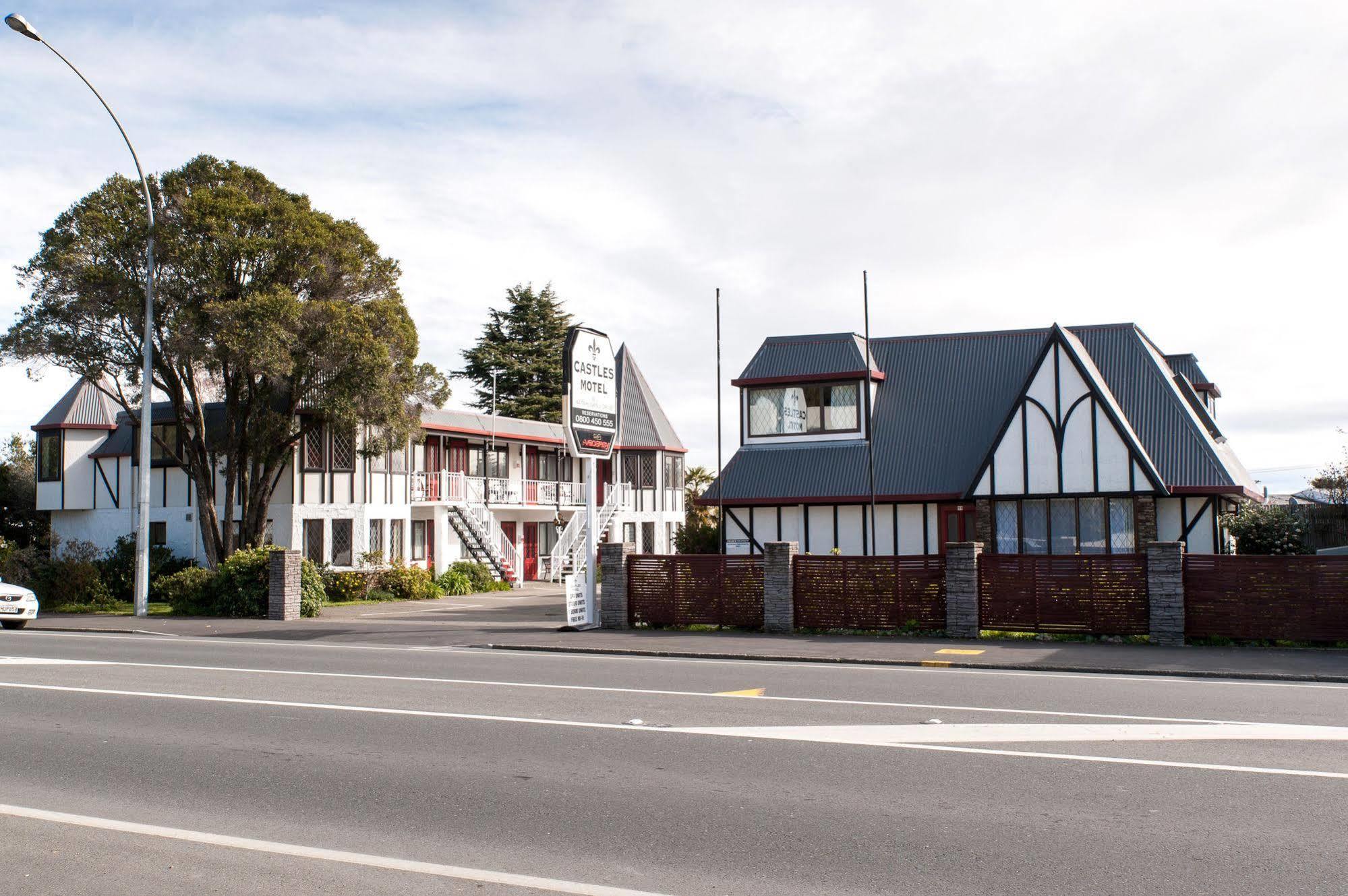 Castles Motel & Driftwood Motel Nelson Exterior photo
